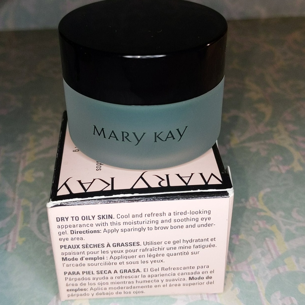 Soothing eye gel